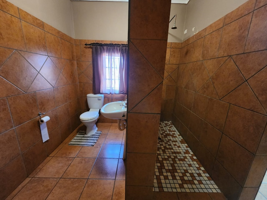 To Let 7 Bedroom Property for Rent in Kathu Northern Cape
